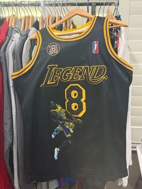 Kobe Bryant - Legend Jersey, embroidered - sz Large - MUST SEE